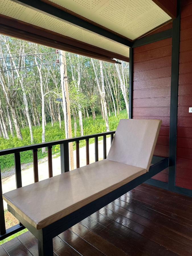บ้านสวนปิยนันท์ ヤオノイ島 エクステリア 写真